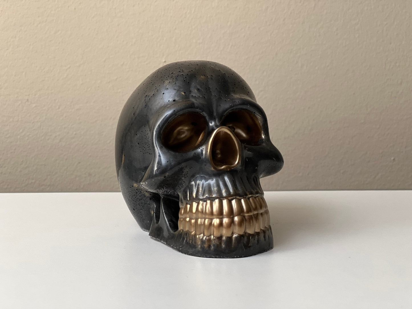 Large Resin Skull